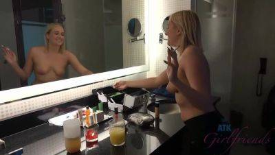 Kate England: Amateur Blonde, Steamy Shower & Hardcore - xxxfiles.com