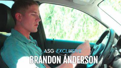 Brandon Anderson loves taking Sebastian Green's hard cock! - drtuber.com